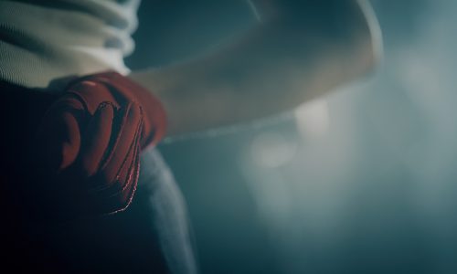 ©EricRussellPictures-RedHand-000010