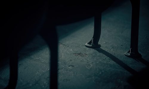 ©EricRussellPictures-RedHand-00012